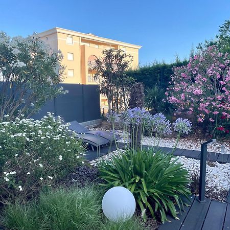 Les Enganes Appartement Fréjus Buitenkant foto
