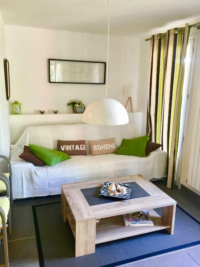 Les Enganes Appartement Fréjus Buitenkant foto